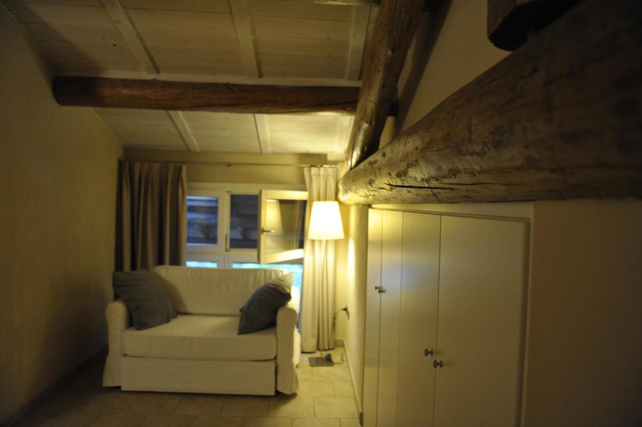 B&B Corte Cornalino Roverbella Exteriör bild