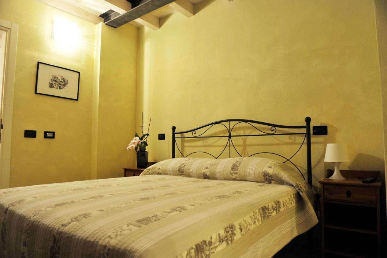 B&B Corte Cornalino Roverbella Exteriör bild